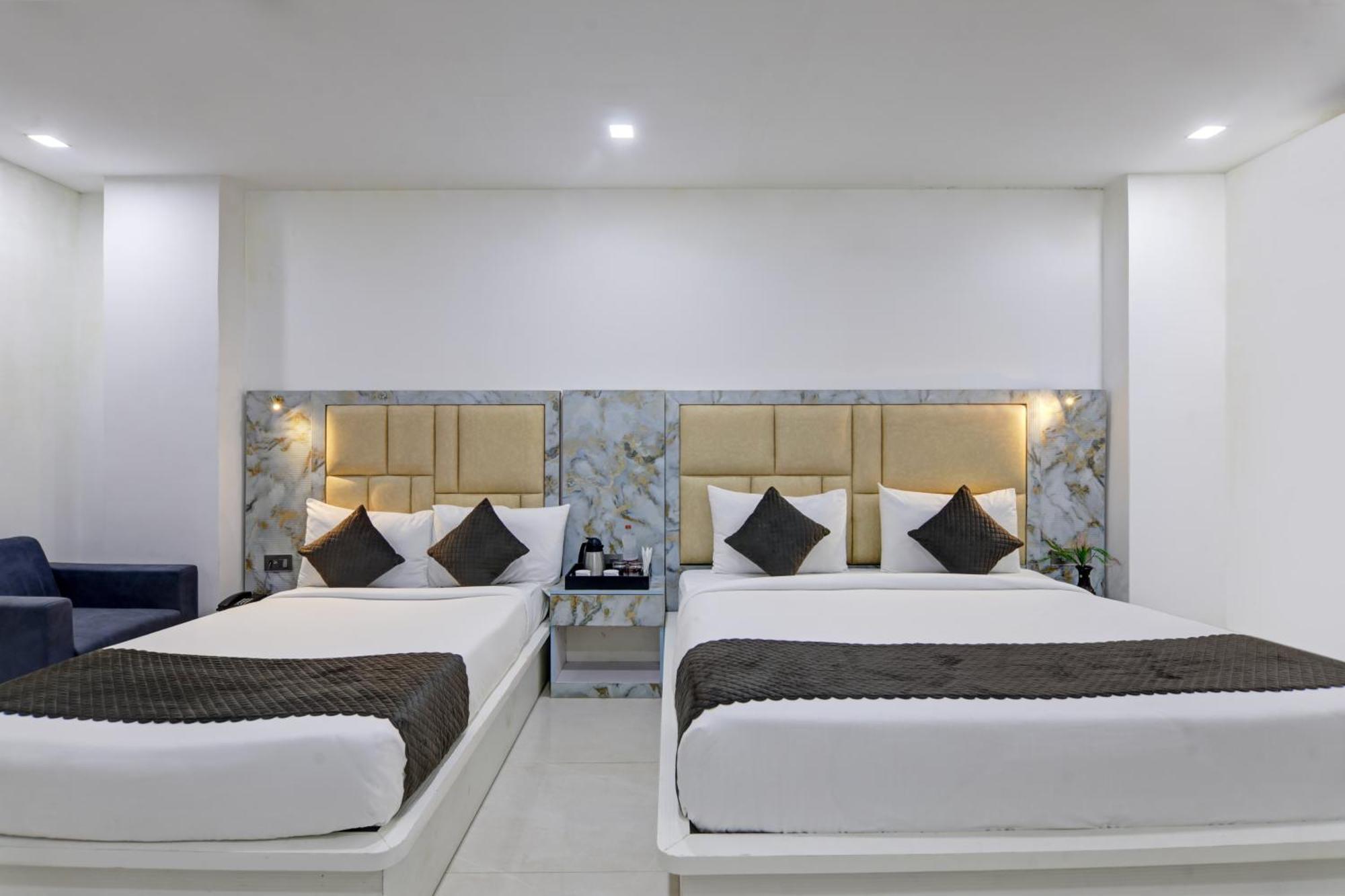 Status By Hotel The Emporio Ghaziabad Buitenkant foto